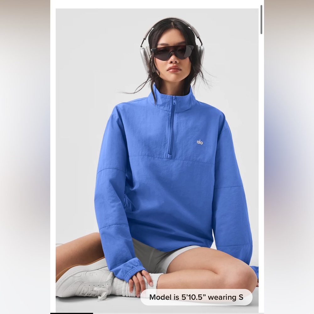 NWT Alo Blue Quarter-Zip Pullover marathon blue